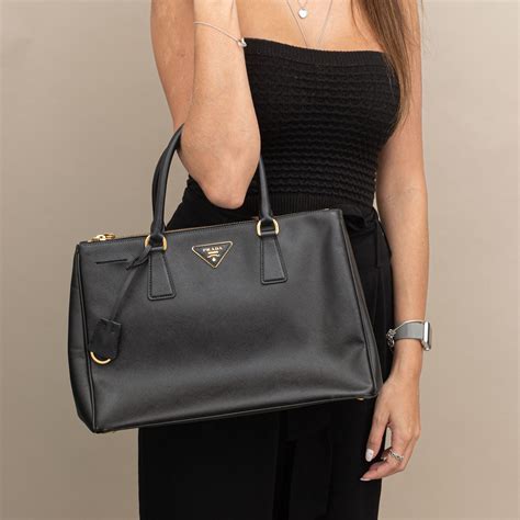 bolsos prada españa|bolsa prada preta.